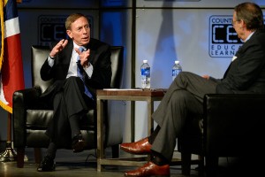 Petraeus Reaches Plea Deal Over Giving Classified Data to Lover